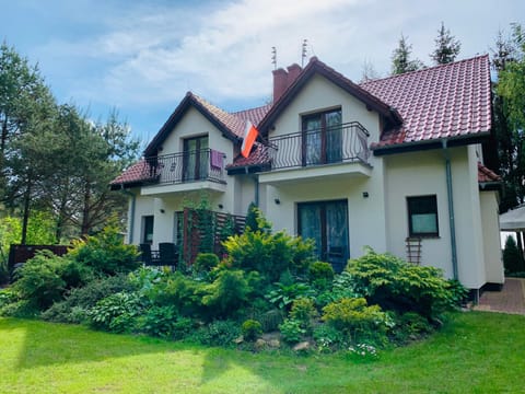 Dom nad jeziorem Mazury pomost segment 2 House in Lithuania