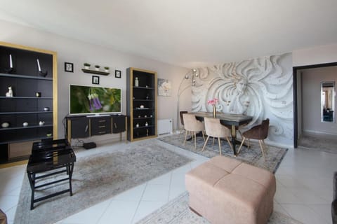 Panoramic view, 2 bedroom, Monaco,Riviera, Parking Apartment in Monaco