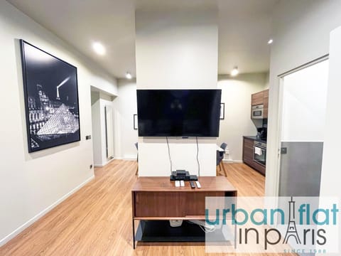 76 - Urban Jardins du Marais Apartment in Paris