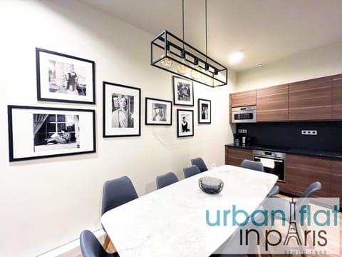 76 - Urban Jardins du Marais Apartment in Paris