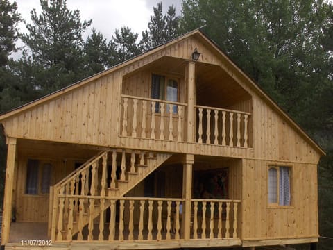 Property building, Day
