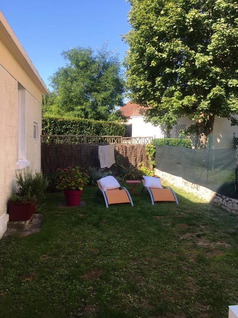 Garden, Garden view, sunbed