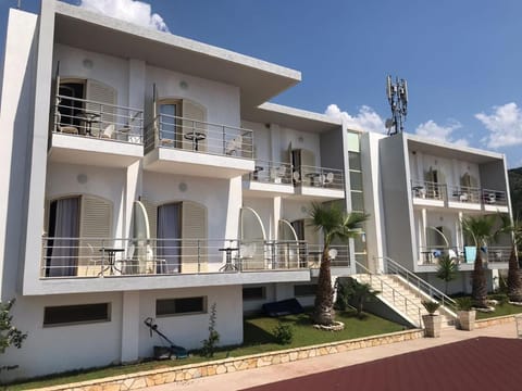 Property building, Facade/entrance, Day, View (from property/room), Balcony/Terrace