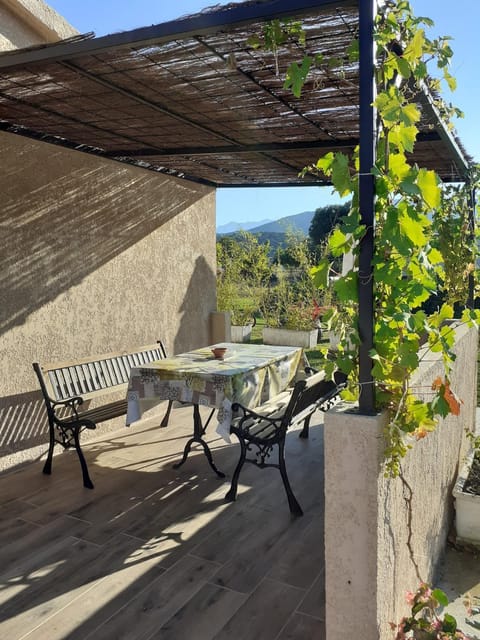 L Appicciu House in Ventiseri