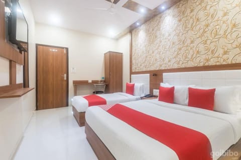 Bathroom, TV and multimedia, Seating area, Bedroom, Area and facilities