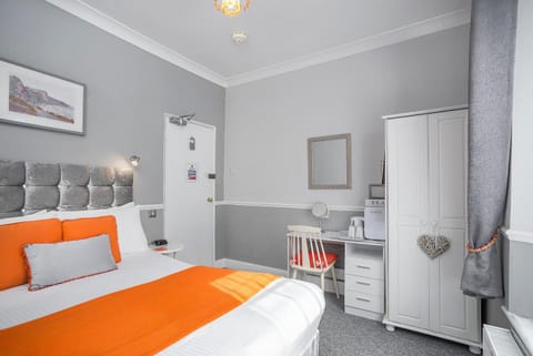 Shower, Bathroom, TV and multimedia, Coffee/tea facilities, Decorative detail