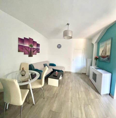 Apartments Kristal Apartment in Šibenik-Knin County, Croatia