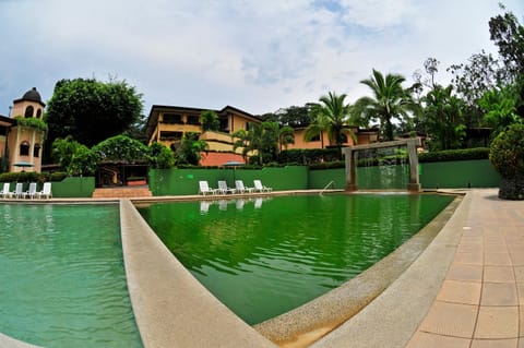 Swimming pool