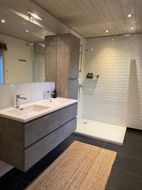 ‘t Vaerthuys House in Dilsen-Stokkem