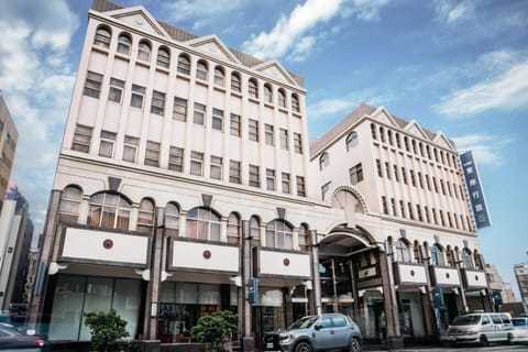 Property building, Parking