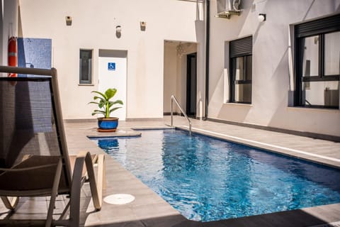 Patio, Swimming pool