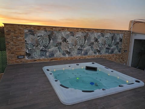 Hot Tub