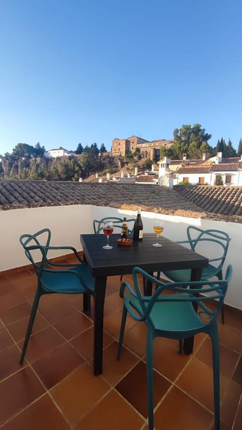 Patio, View (from property/room), Balcony/Terrace, Dining area