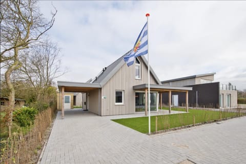 Casa Bos Schotsman Wellness - Jacuzzi - Rental eBikes - The Kamado BBQ House in Kamperland