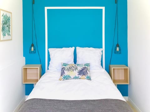 Bed, Bedroom
