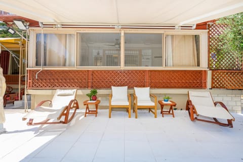 ¨Solo¨ in Paradise House in Halkidiki