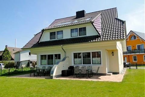 Strandstr_ House in Zingst