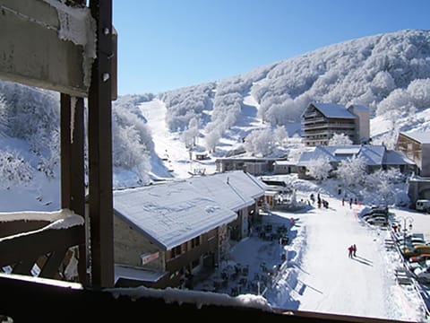 Winter, Balcony/Terrace, Mountain view