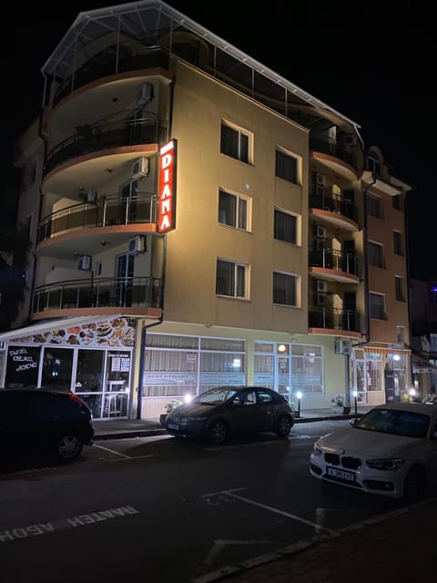 Property building, Night, Location