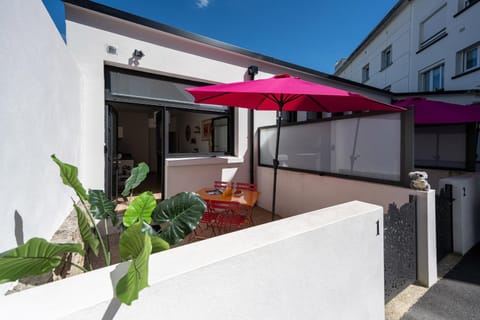 Patio, Day, Balcony/Terrace, Inner courtyard view
