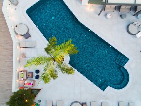 Property building, Swimming pool