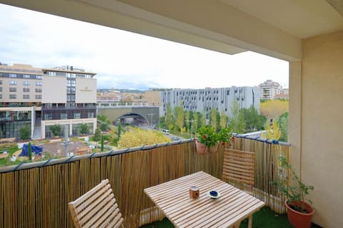 Balcony/Terrace, Balcony/Terrace, City view, Landmark view