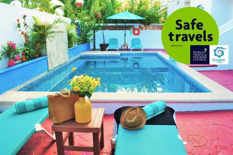 Swimming pool, Swimming pool