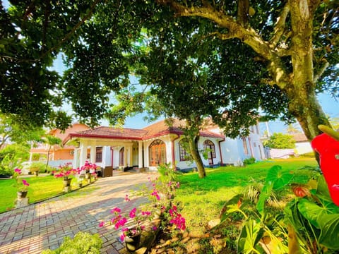Property building, Garden view