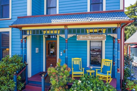 Patio, Facade/entrance