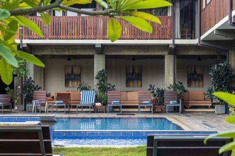 Property building, Garden, Swimming pool