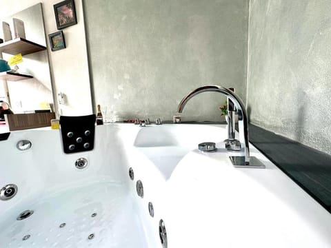 Il Quadrifoglio guesthouse Bed and Breakfast in La Spezia