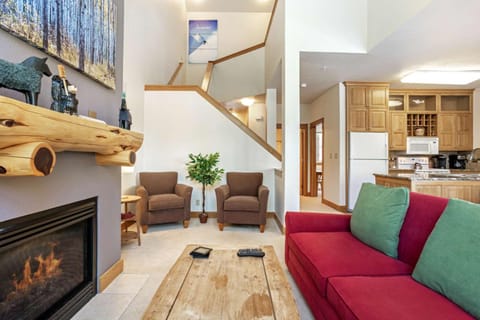 Seasons 1850 House in Keystone