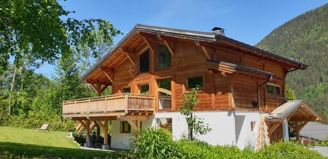 Facade/entrance, Day, Summer