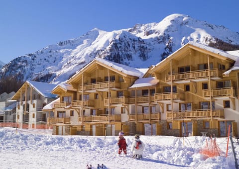 Property building, Winter