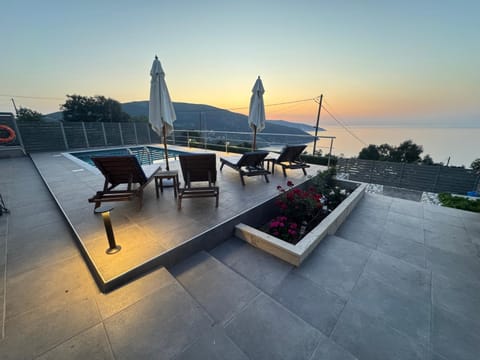 Natural landscape, View (from property/room), Sea view, Sunset