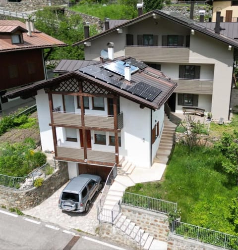 Chalet Migazzi - mansarda Apartment in Province of Brescia