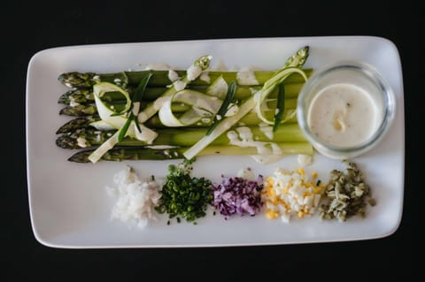 Restaurant/places to eat, Dining area, On site