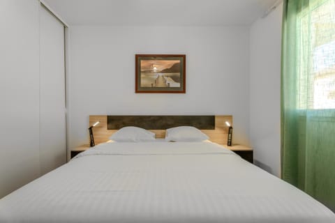 Le Jardin de l'Atrium - Appartement moderne proche de Genève et Palexpo Apartment in Saint-Julien-en-Genevois