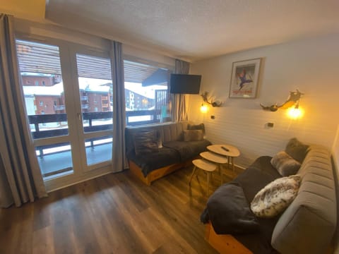 DUPLEX 6P A BELLE-PLAGNE (2050 m), SKIS AUX PIEDS, EN PLEIN CŒURS DE LA STATION RESIDENCE LE BERYL. Apartment in Mâcot-la-Plagne