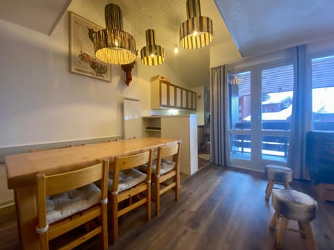 DUPLEX 6P A BELLE-PLAGNE (2050 m), SKIS AUX PIEDS, EN PLEIN CŒURS DE LA STATION RESIDENCE LE BERYL. Apartment in Mâcot-la-Plagne