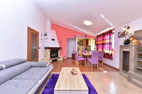 House Galizana 1962 House in Pula