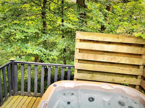 Hot Tub, Hot Tub, View (from property/room), View (from property/room)