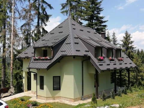 Vila PARADIZO-ZLATAR, studio apartman 1 Bed and Breakfast in Zlatibor District, Serbia