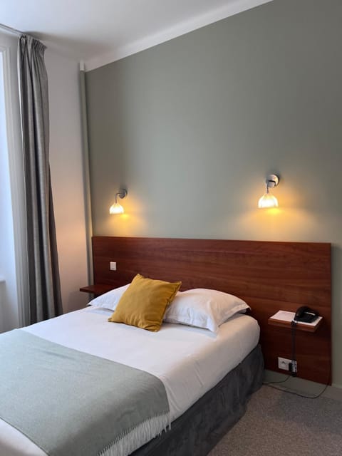 Property building, Photo of the whole room