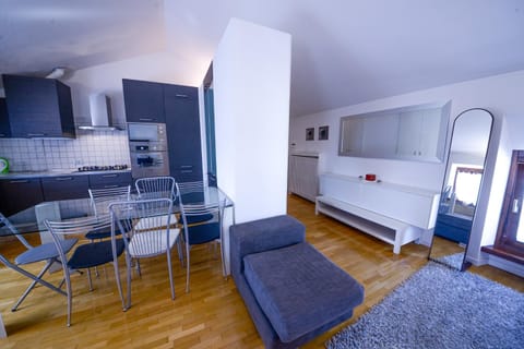 Kitchen or kitchenette, Living room, Dining area