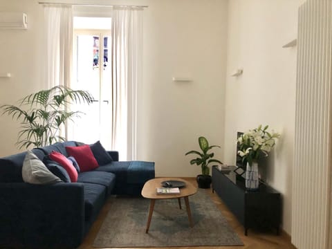 Living room, Lounge or bar