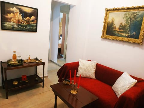 Seating area, Alcoholic drinks