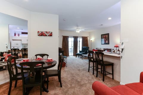 Living room, Seating area, Dining area