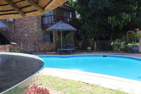 BBQ facilities, Swimming pool