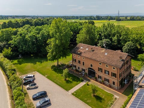 Property building, Garden view, Parking